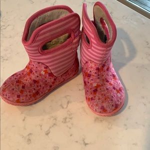 Pink toddler Bogs- size 7